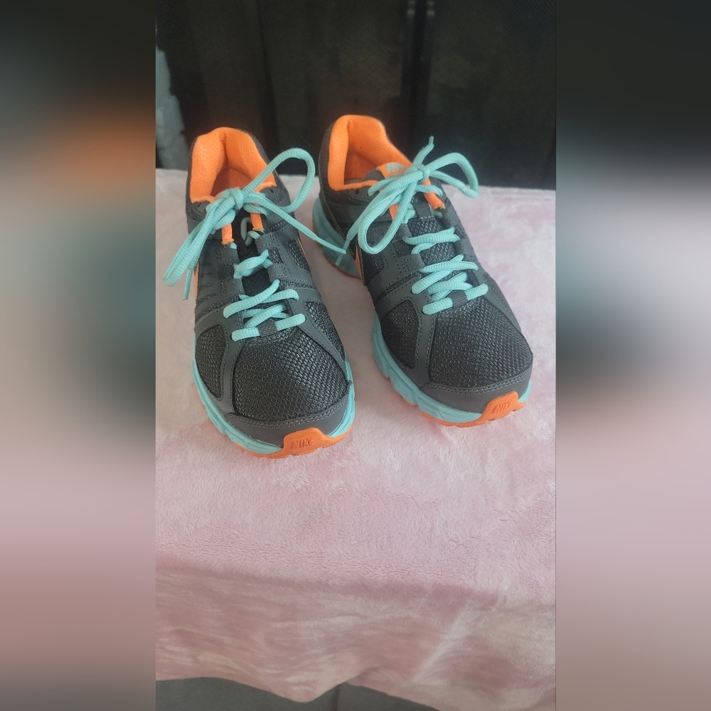 Nike Kids' Gray and Orange Sneakers